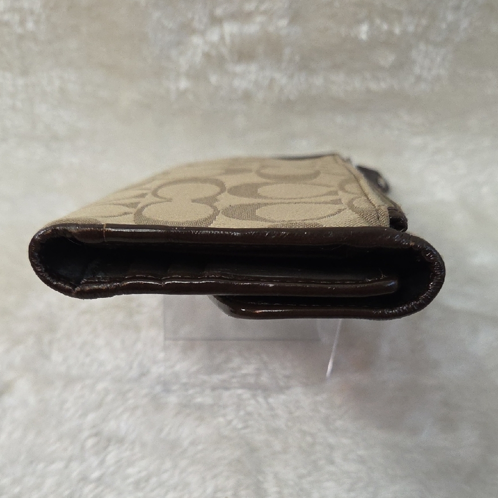 Coach Vintage Tan Signature long Wallet - Picture 5 of 6